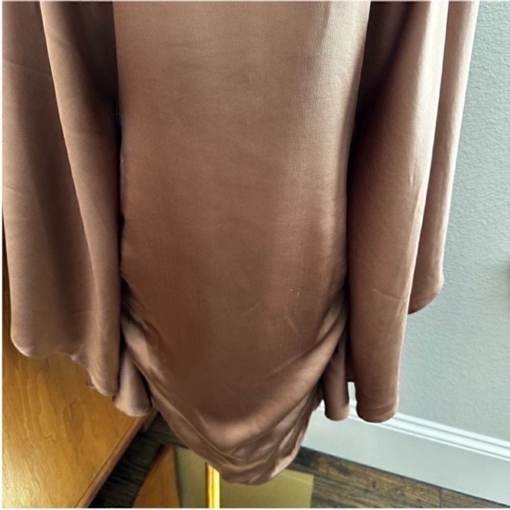 Johnathan Simkhai Kadence Batwing Sleeve Mini
Dress nwt-H10 - Picture 8 of 11